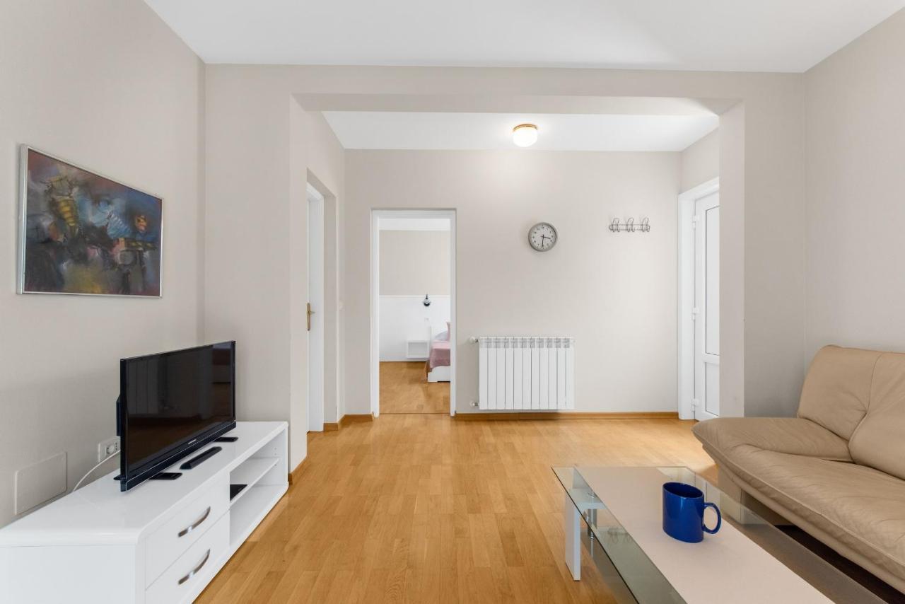 Villa Hope Apartments Пореч Екстер'єр фото