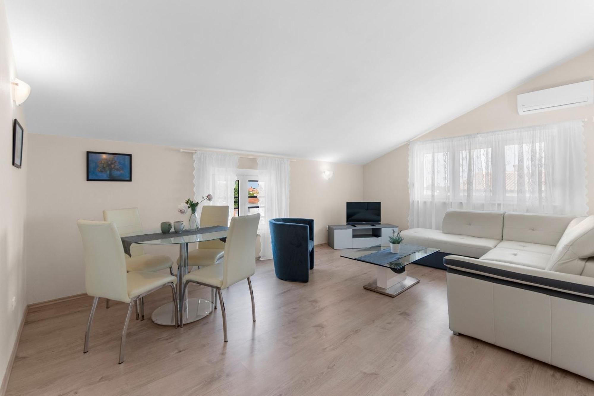 Villa Hope Apartments Пореч Екстер'єр фото