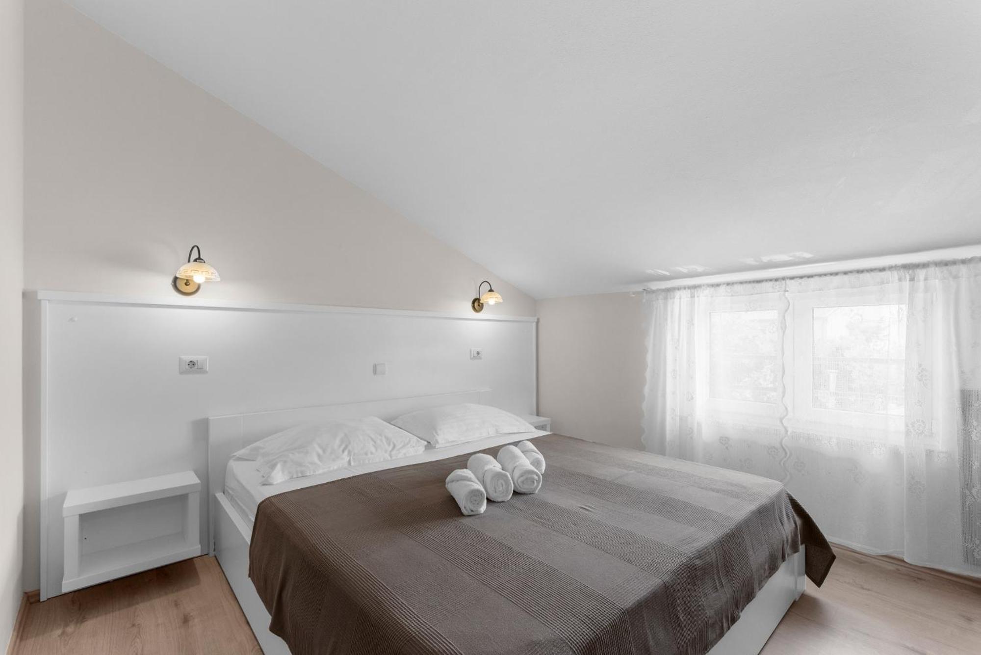 Villa Hope Apartments Пореч Екстер'єр фото