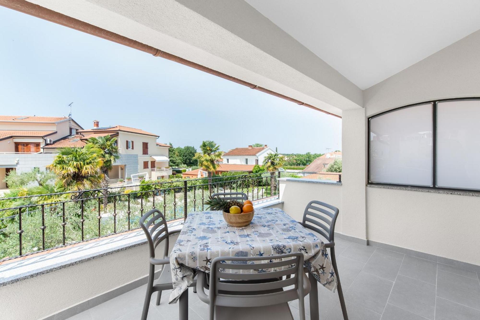 Villa Hope Apartments Пореч Екстер'єр фото